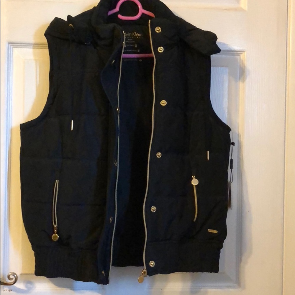 Calvin Klein Vest. Never worn. Tags attached.
